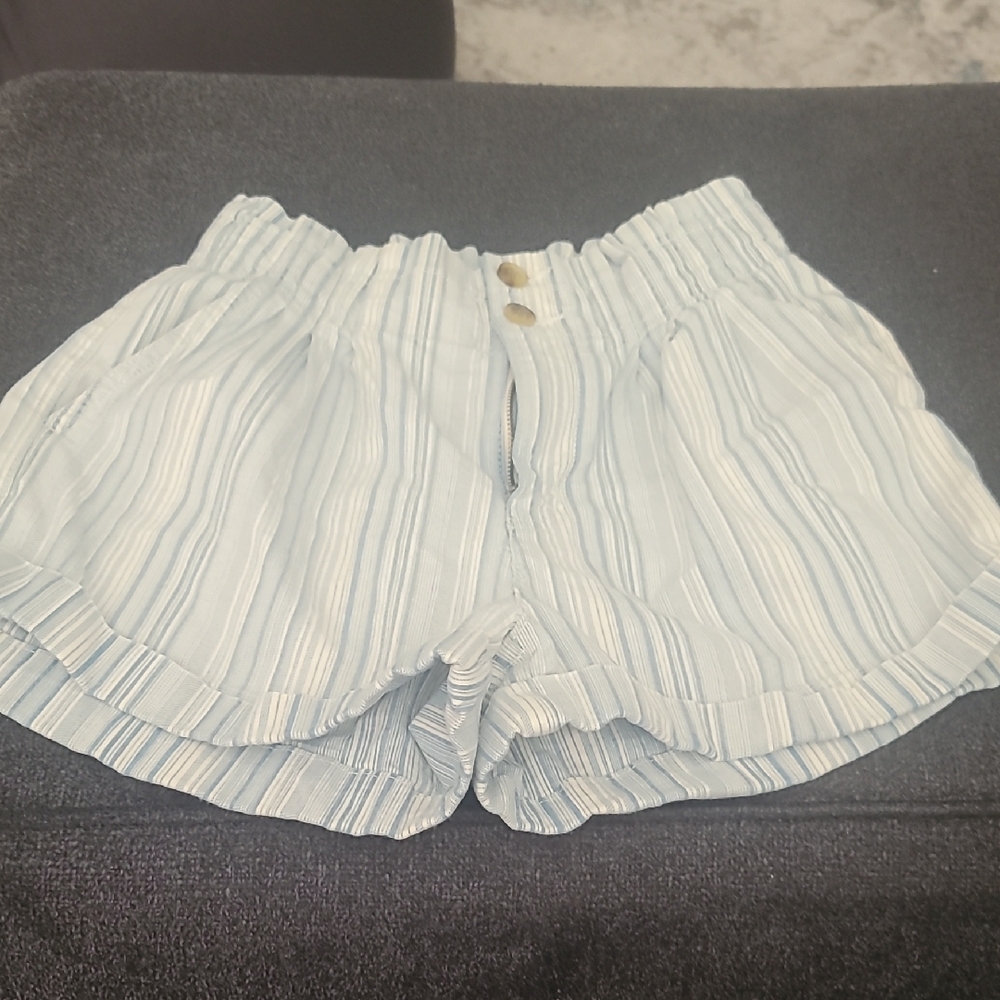 American Eagle Outfitters High Waist White Shorts